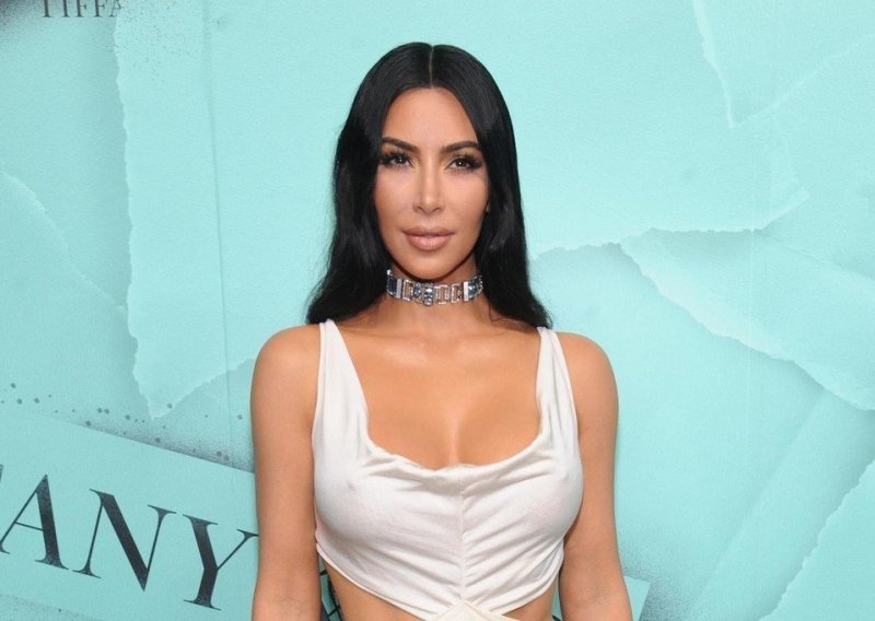 Kim Kardashian dobila nagradu za humanitarni rad