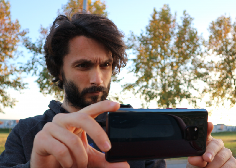 Poznati Youtuber otkrio kakav treba biti vrhunski gamerski smartphone
