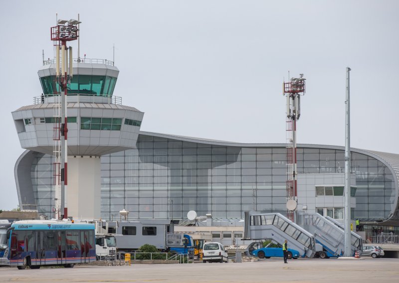 U hrvatskim zračnim lukama 10,5 posto više putnika