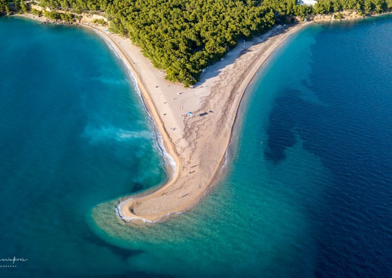 Kriva je južina: Što se to dogodilo s najljepšom bračkom plažom