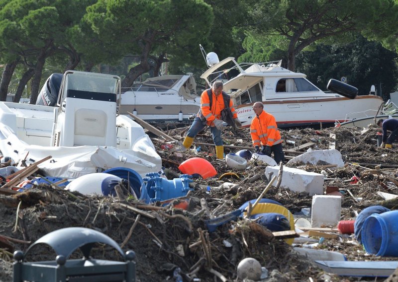 U nevremenu u Italiji poginulo najmanje 17 ljudi