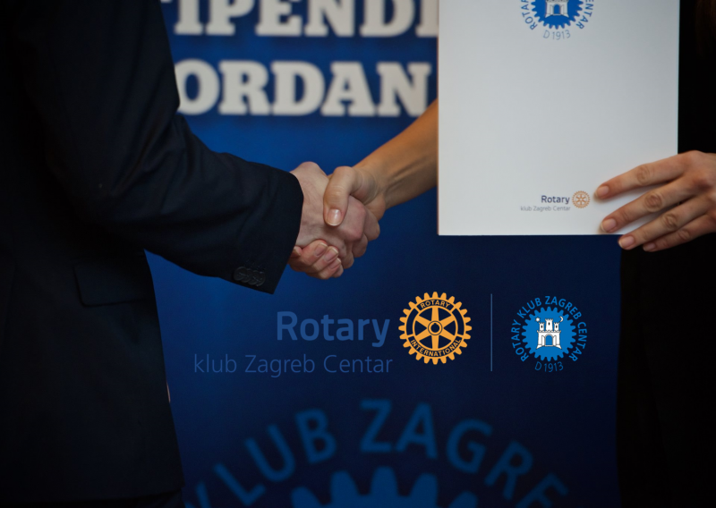 Rotary klub Zagreb Centar dodijelio 27 novih stipendija