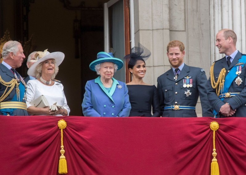 Burna godina u Buckinghamskoj palači: Evo što sve čeka članove najpoznatije kraljevske obitelji