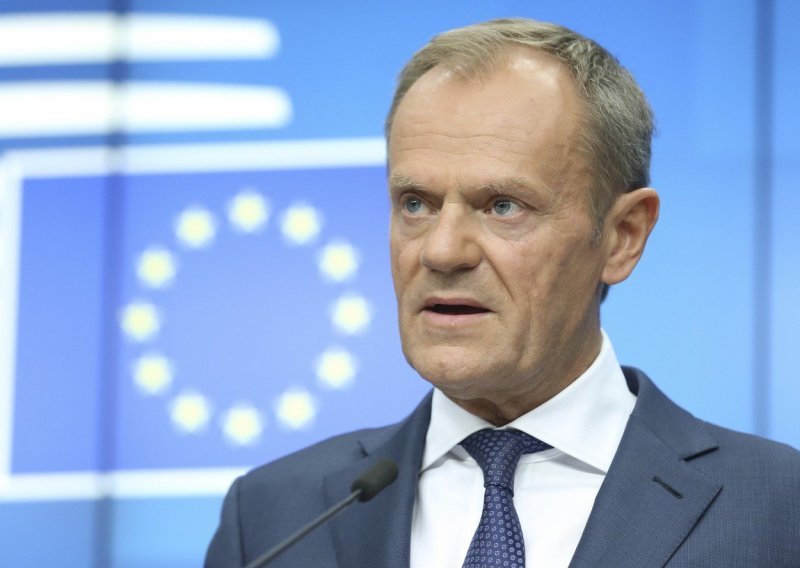 Tusk: ruska zabrana letova u Gruziju je 'neopravdana'