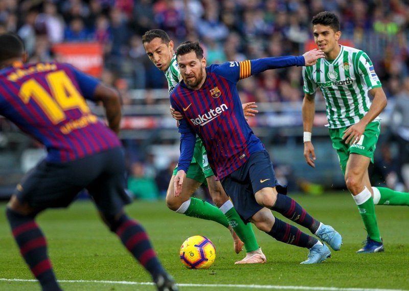 Leo Messi se vratio, Barcelona iznenađujuće izgubila, a Ivan Rakitić 'pocrvenio'