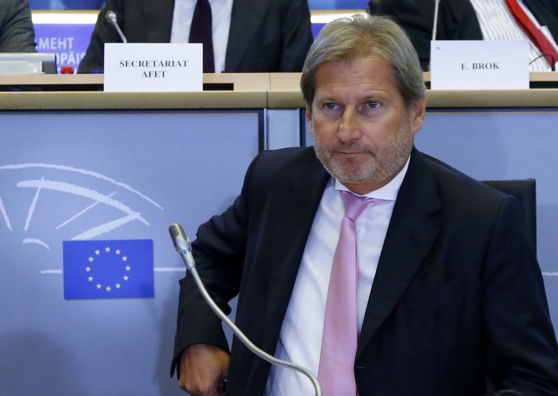 Europski povjerenik Hahn otkazao posjet BiH