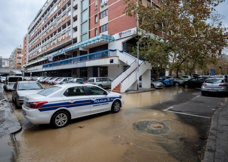 Eksplozija u zagrebačkom Sigetu, plinom raznijeli bankomat u rano jutro