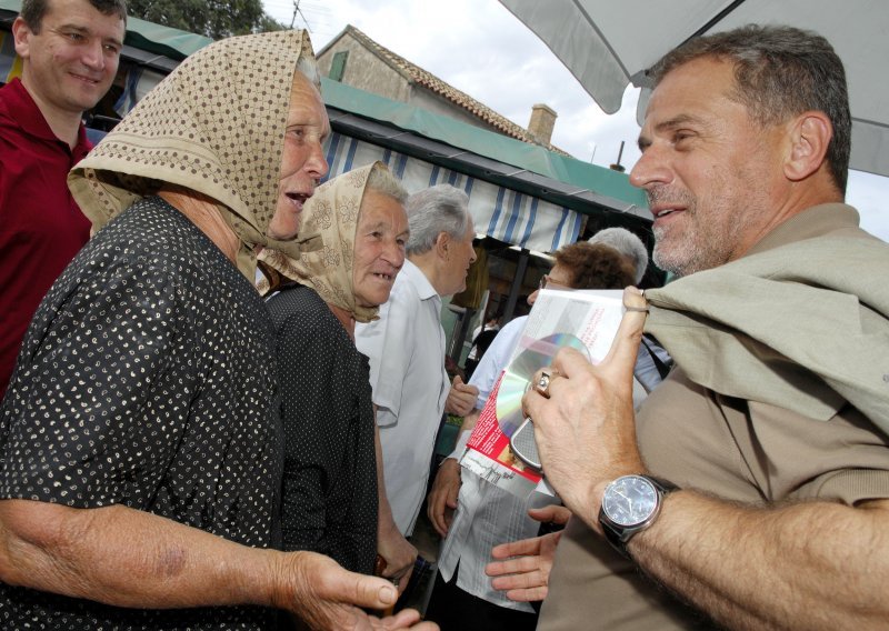 Govoreći o vrtićima Bandić citirao Šešelja?!