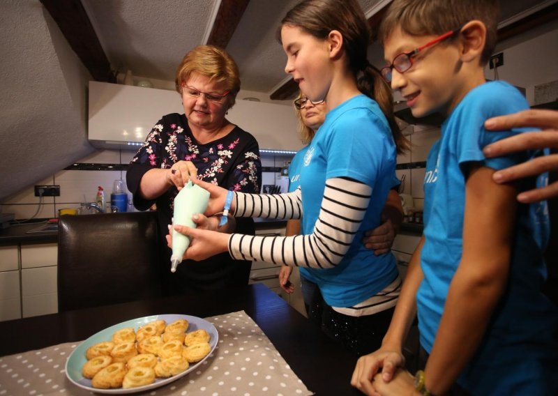 Doznali smo koliko točno ima udomiteljskih obitelji u Hrvatskoj