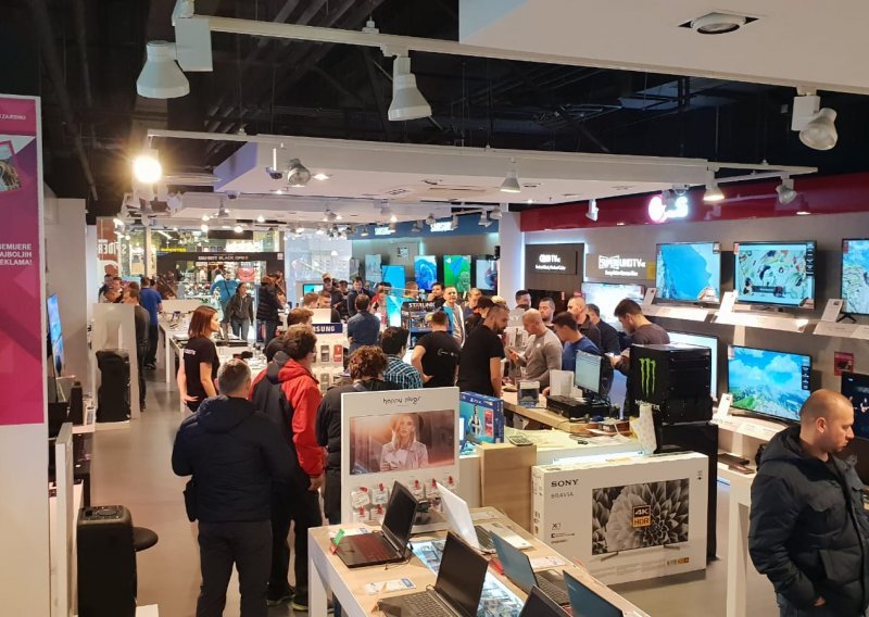 Black Friday ponude se nastavljaju s nevjerojatnim popustima na PlayStation®4, PlayStation®4Pro i PlayStation® VR