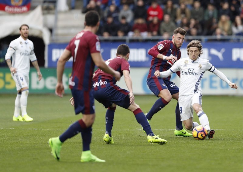Novi debakl Real Madrida; 'maleni' Eibar posramio 'kraljeve' i uvjerljivo pobijedio