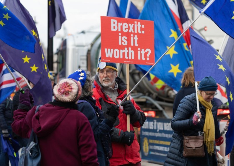 Većina Europljana ne vidi negativne posljedice Brexita za EU