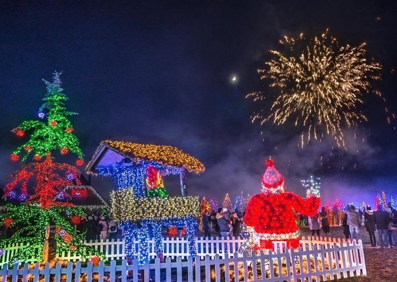 [FOTO] Počinje Božićna priča obitelji Salaj, posjetitelje ove godine čeka veliki spektakl