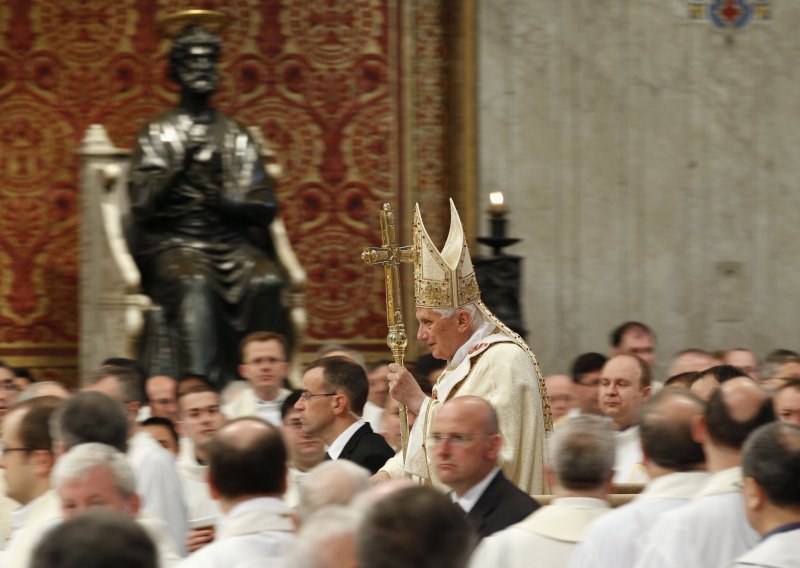 Papa pozvao na očuvanje tradicionalne obitelji