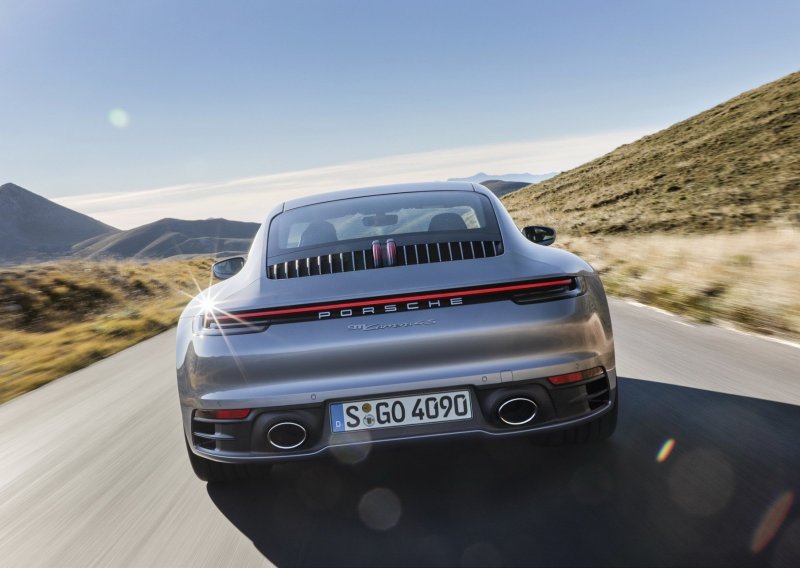 Oči vas ne varaju - ovo je potpuno novi Porsche 911