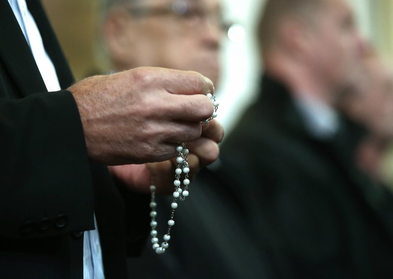 Župa Uznesenja Blažene Djevice Marije u Slavonskom Brodu pred stečajem