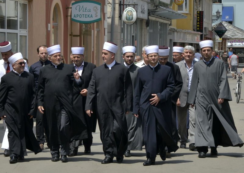 Muftije iz BiH o 'hrvatskim ekstremistima' i navodima da su u džamijama nagovarali ljude da glasaju za Komšića