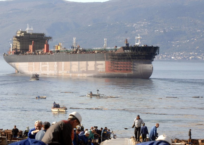 Uprava Uljanika predlaže privremenu i potpunu nacionalizaciju brodogradilišta
