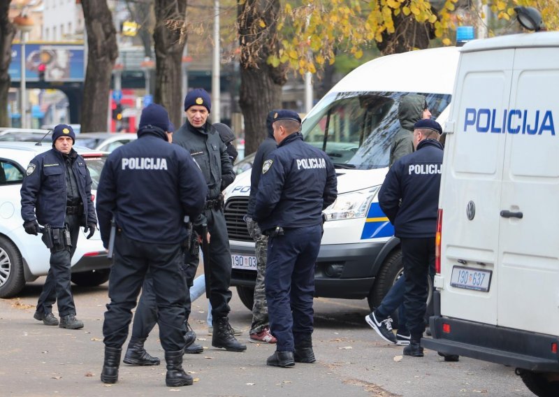 Nakon dojave o tučnjavi u Zagrebu uhićeno nekoliko navijača Hajduka