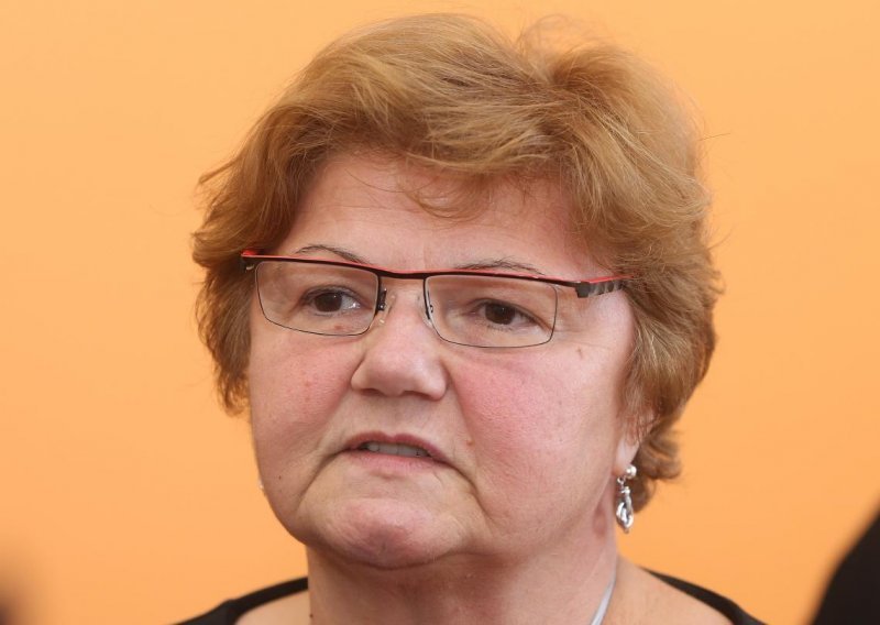 Ministrica Murganić objasnila je zašto istospolni pratneri ne mogu udomiti dijete