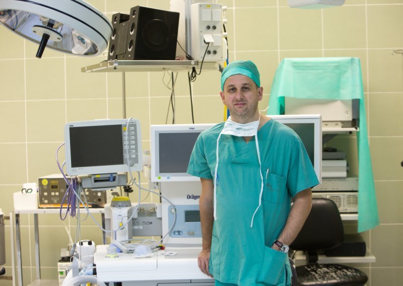 Dok liječnici nezaustavljivo bježe iz Slavonije, ovaj se sjajni neurokirurg vratio iz najskuplje bolnice na svijetu