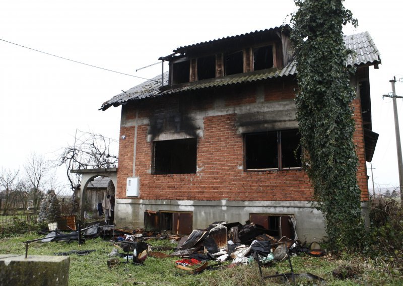 U požaru kod Sesveta poginula jedna osoba