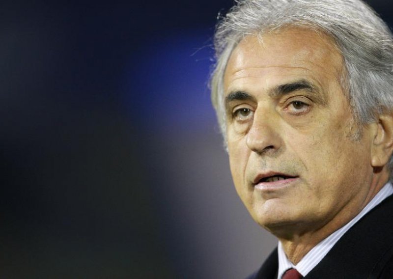 Halilhodzic quits Dinamo, club says