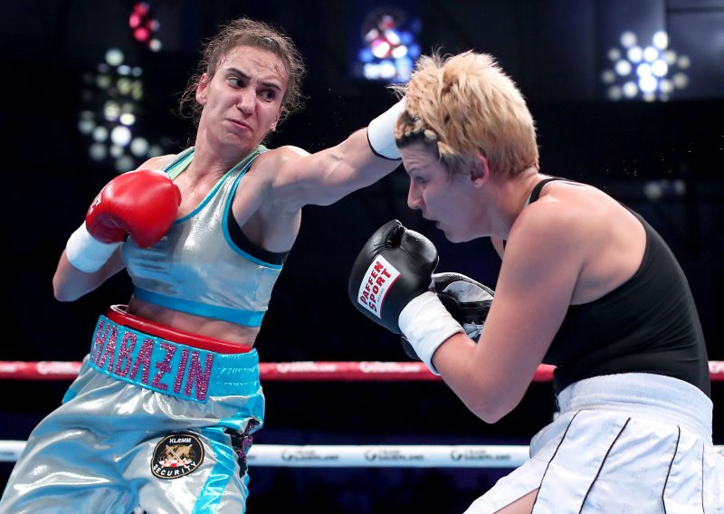 Ivana Habazin, djevojka od nula dolara, ostvarila impresivnu pobjedu na boksačkom spektaklu u Zagrebu