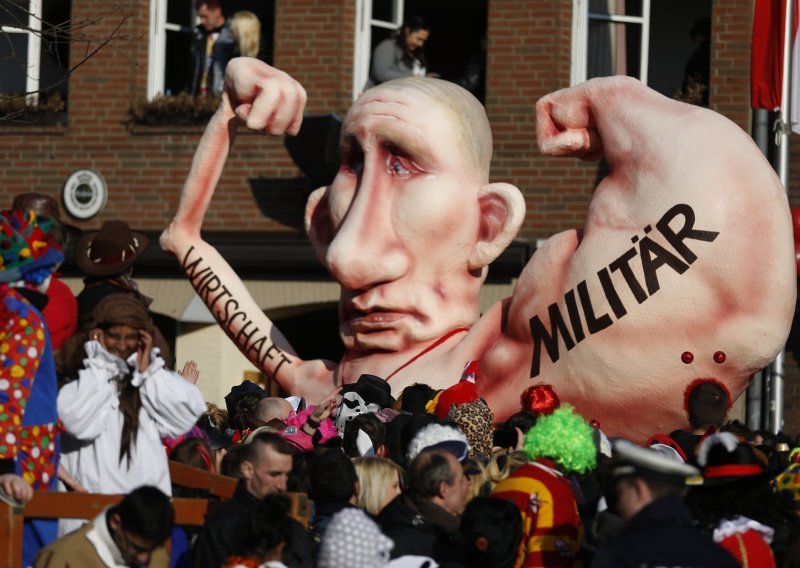 Ikein šamar Putinu zbog zakona o 'homoseksualnoj propagandi'