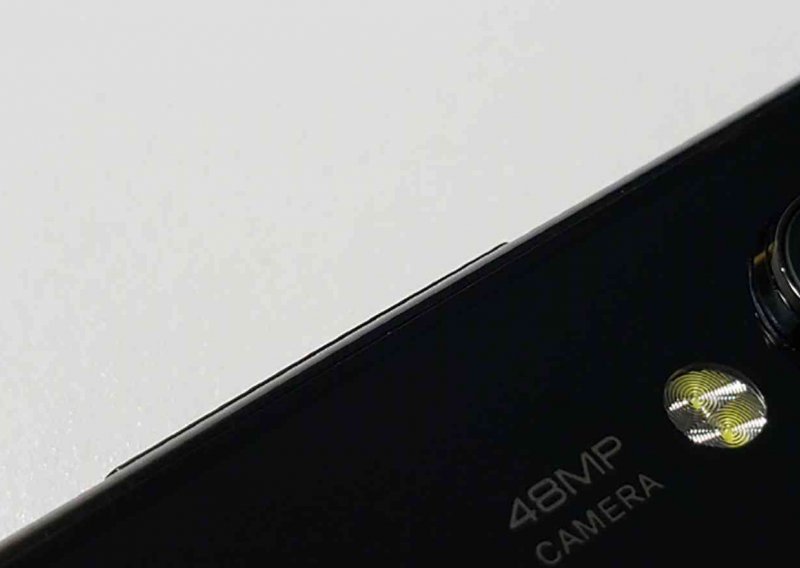Xiaomi najavio neočekivano: Njihov novi smartfon ima kameru od 48 megapiksela