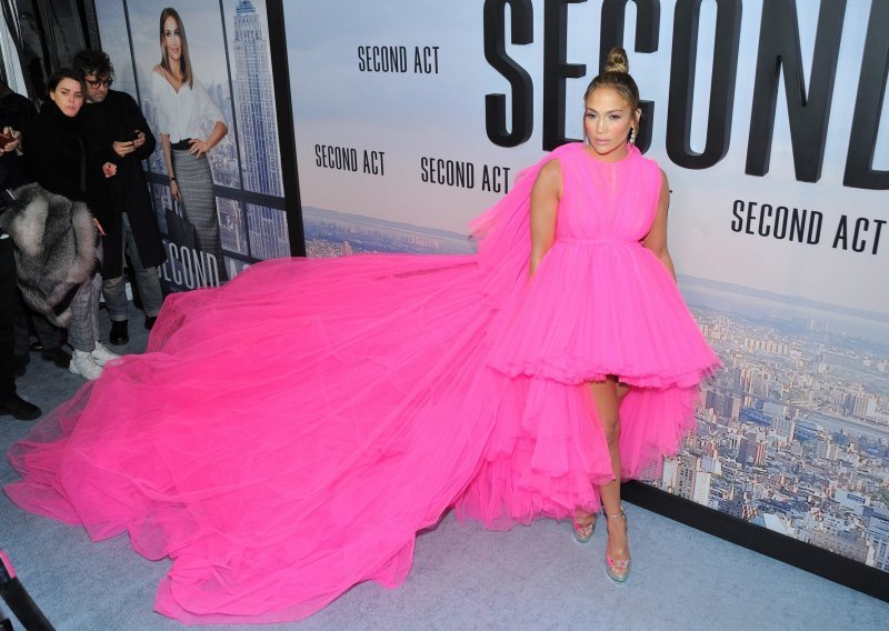 Kao iz bajke: Jennifer Lopez zablistala u haljini o kojoj će se još dugo pričati