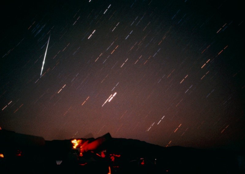 Geminidi nude spektakl: Ovako izgleda nebo kad u atmosferi izgori meteorski roj