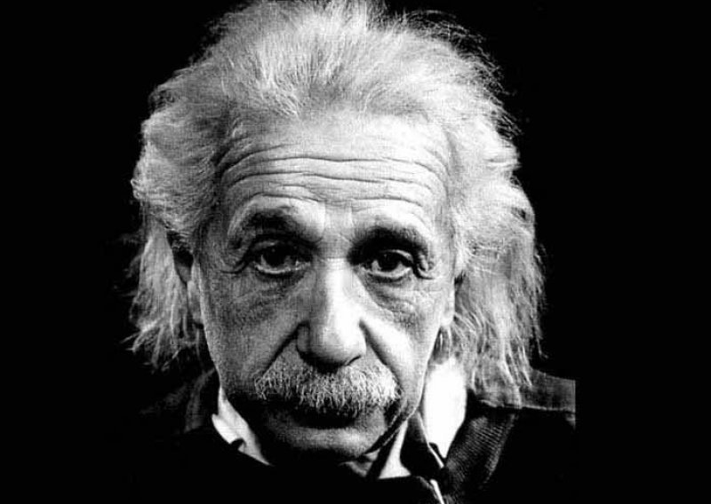 Na dražbi doktorska diploma Alberta Einsteina