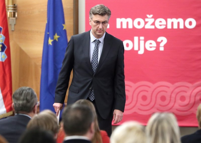 Plenković odrezao: Nema rekonstrukcije Vlade zbog Bandića!