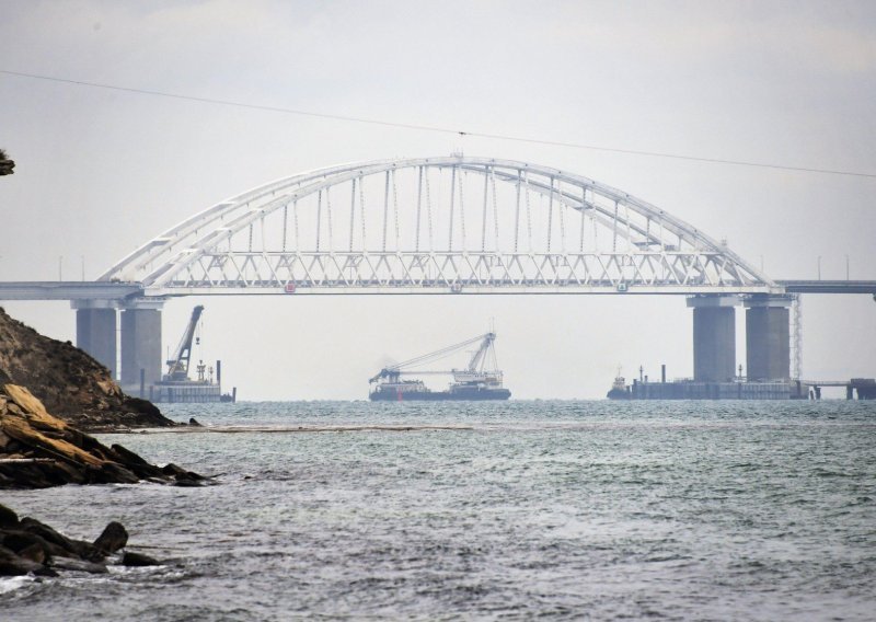 Ukrajina ponovno šalje ratne brodove u Azovsko more
