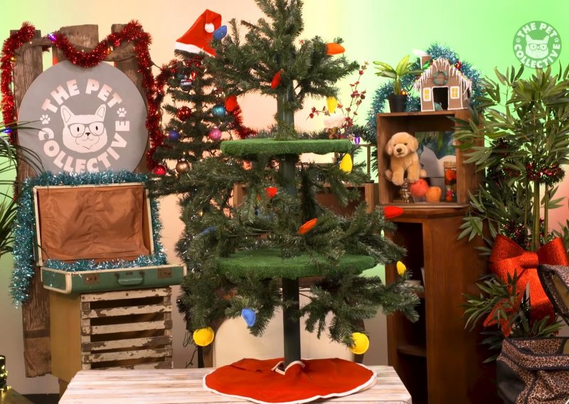 Ovo je savršeno božićno drvce za mačke