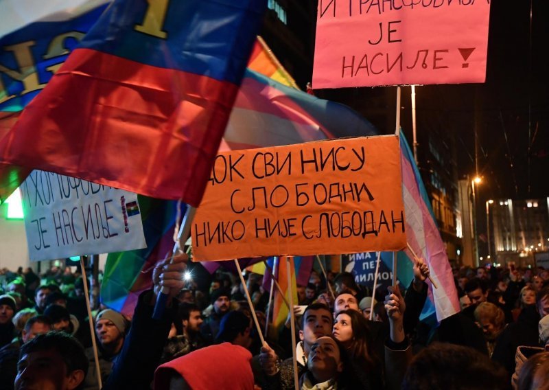 Novi prosvjedi protiv vlasti u Beogradu, Vučić poručio da s tim 'nema problema'
