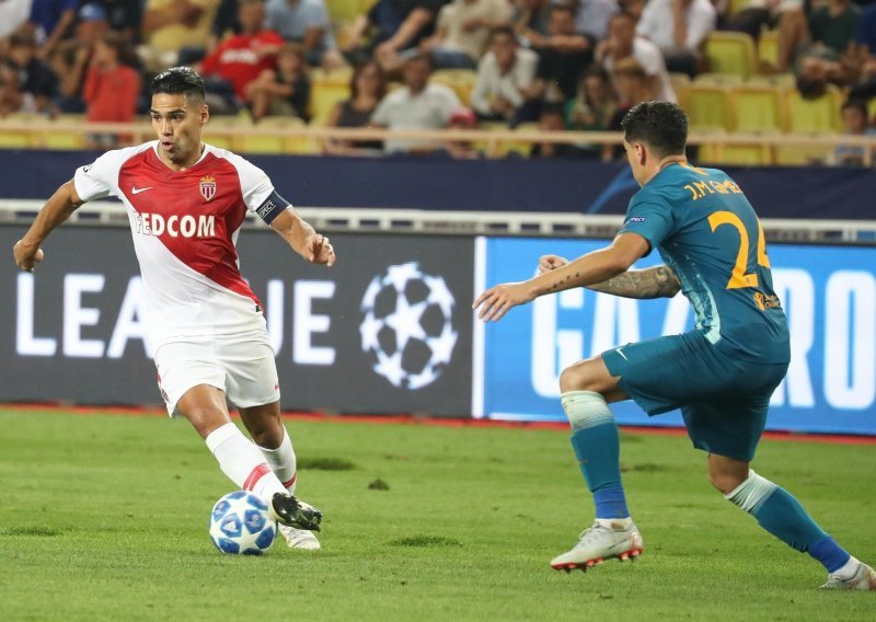 PSG i dalje ne zna za poraz, a očajno loš Monaco nastavio je katastrofalan niz