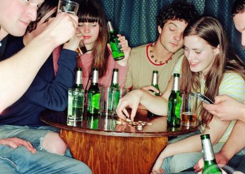 Alkohol utječe na razvoj mozga tinejdžera