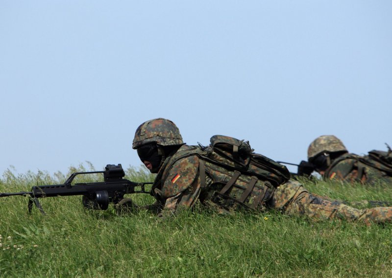 Njemački Bundeswehr prodao laptope s povjerljivim podacima