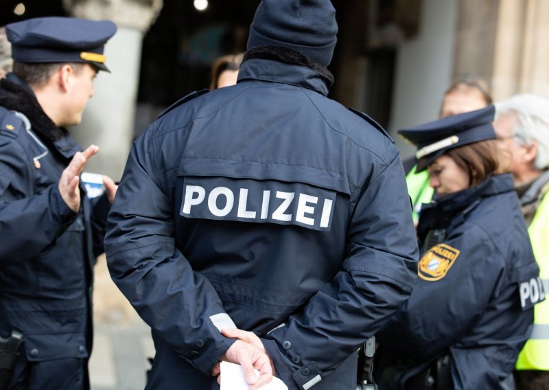 Policija evakuirala najmanje šest njemačkih sudova nakon prijetnji bombom