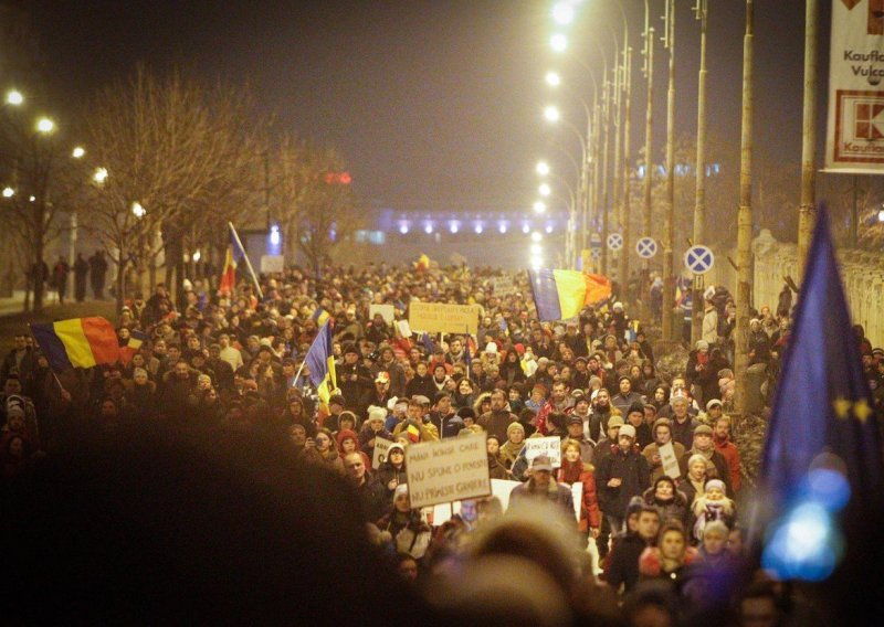 Rumunjsko predsjedanje Vijećem EU pretvorilo se u tešku blamažu. Čeka li Hrvatsku isto to 2020.?