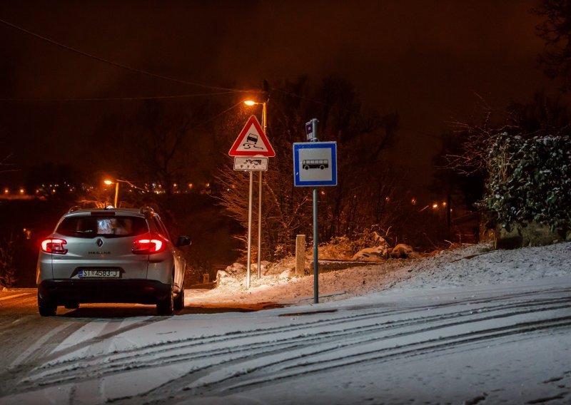 Nemojte ni pomišljati na to da idete kroz Liku ili Gorski kotar bez zimske opreme, a iznenađenja ima i u Slavoniji