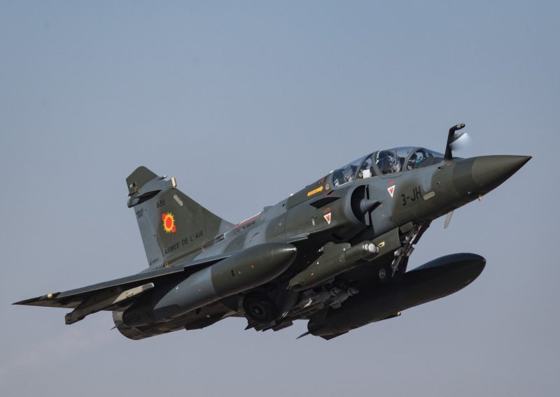 Vojni zrakoplov Mirage 2000 nestao s radara u Francuskoj