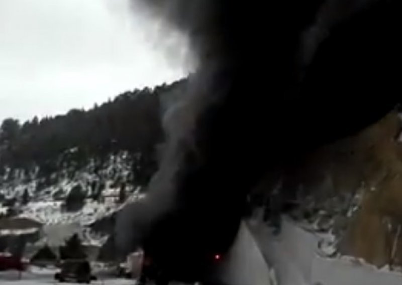U Švicarskoj se zapalio autobus u kojem su bili splitski srednjoškolci