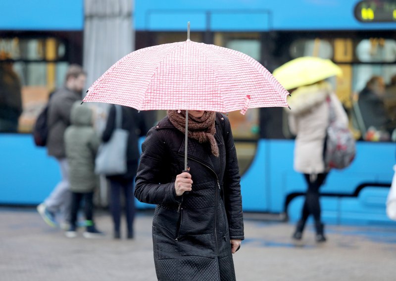 Nedjelja nestabilna sa suncem, kišom i susnježicom, no snježne kataklizme nema na vidiku