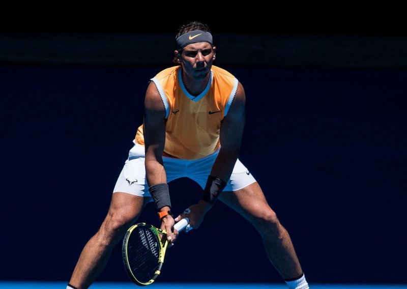 Novinar zaspao na presici Nadala; grimase i izjave španjolskog tenisača hit na internetu