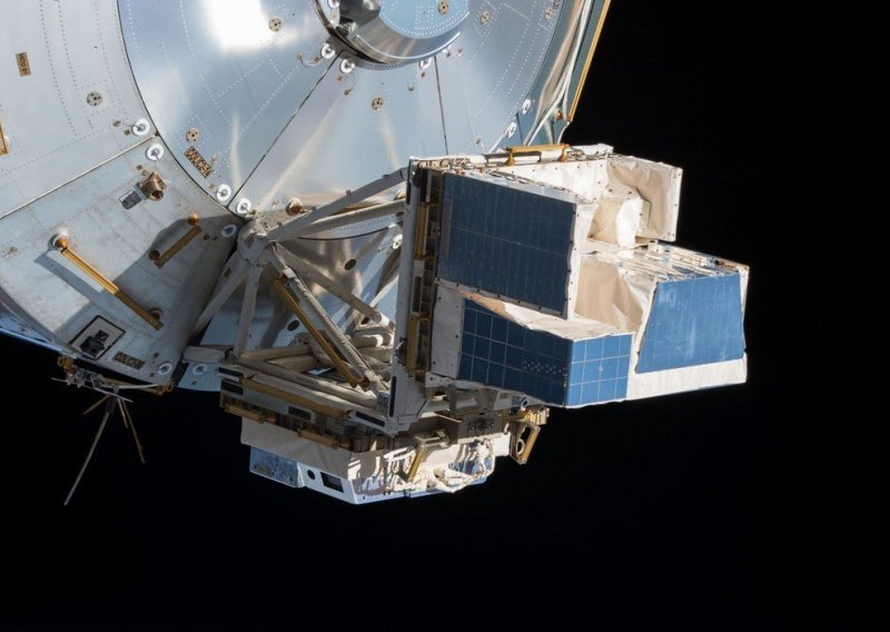 Ruski znanstvenici nemoćni: Izgubili vezu s jedinim teleskopom u Zemljinoj orbiti