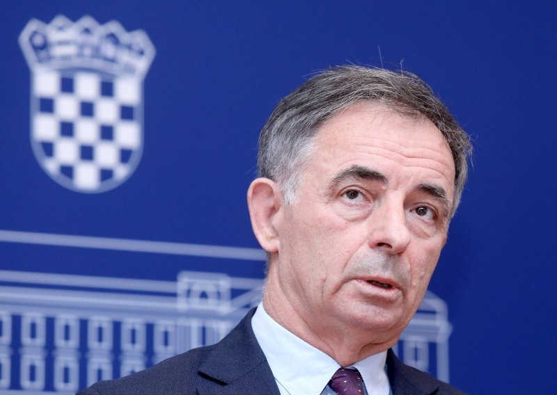 Pupovac nakon sastanka s premijerom dao do znanja da ostaje u koaliciji: Razgovarat ćemo o onome gdje se ne slažemo