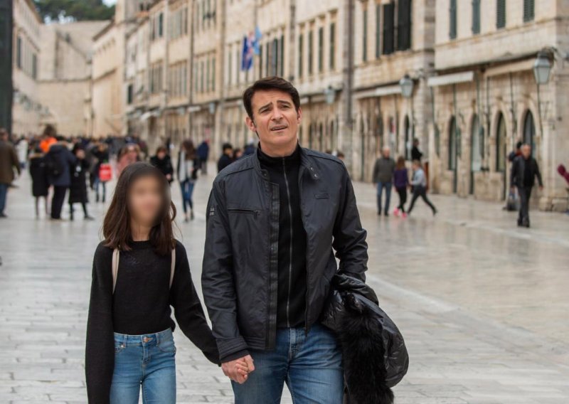 Goran Višnjić u šetnji s preslatkom kćerkom: Ponosni tata pokazuje ljepote Dubrovnika